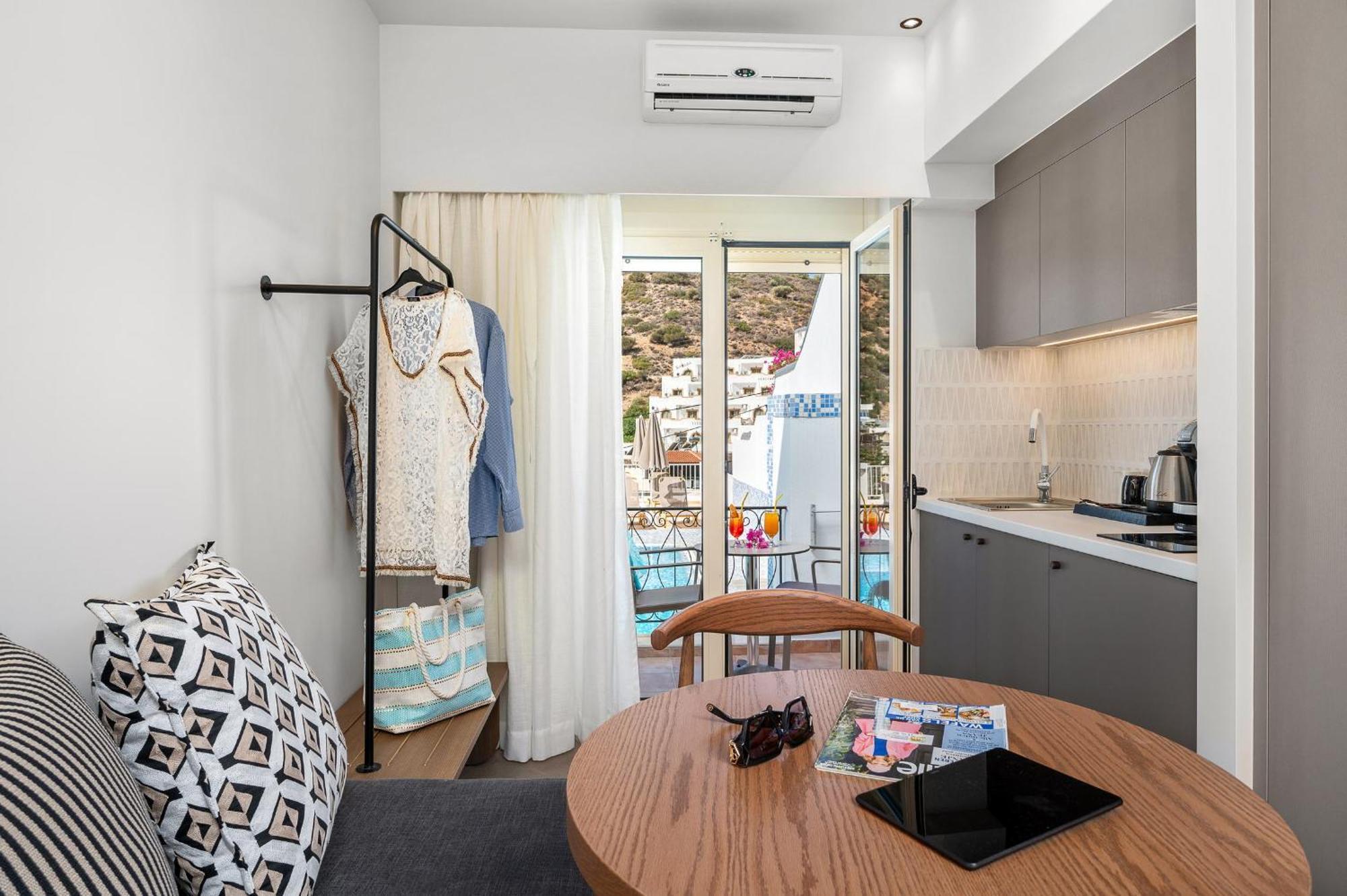 Glaros Hotel Apartment Agia Galini Екстериор снимка