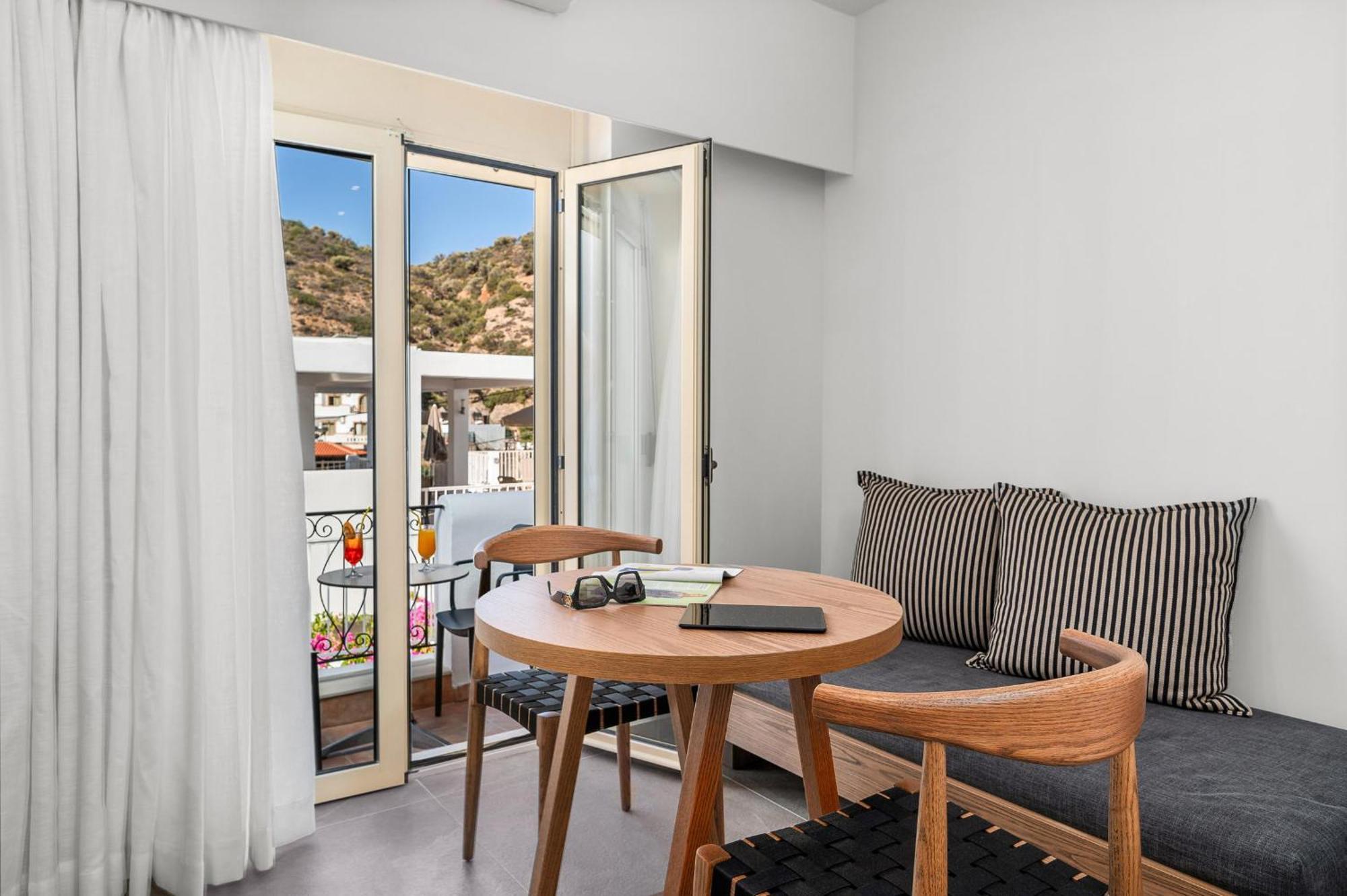 Glaros Hotel Apartment Agia Galini Екстериор снимка