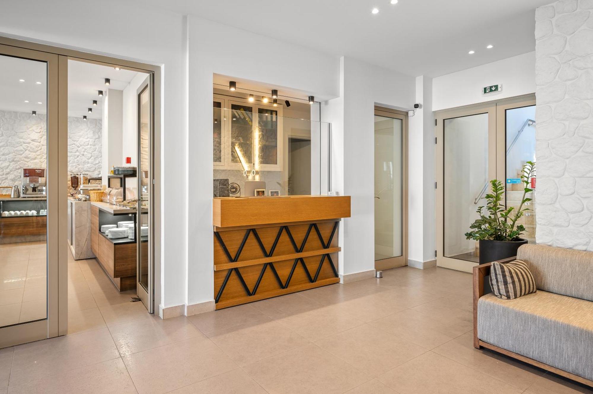 Glaros Hotel Apartment Agia Galini Екстериор снимка